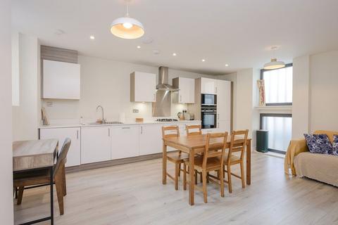 2 bedroom duplex for sale, Worple Road, Wimbledon SW19