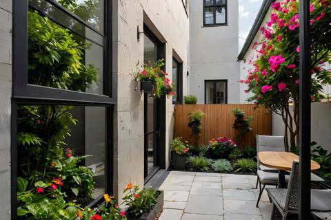 2 bedroom duplex for sale, Worple Road, Wimbledon SW19