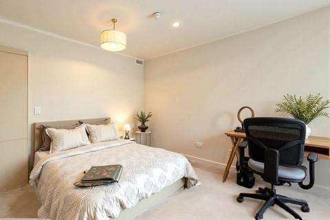 2 bedroom duplex for sale, Worple Road, Wimbledon SW19