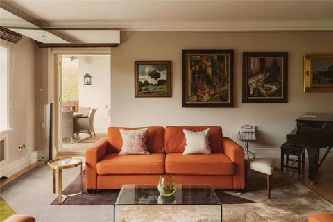 3 bedroom apartment to rent, St James's Place, St James SW1A