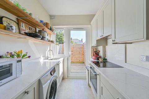 2 bedroom maisonette for sale, Broadfield Road, Catford, London, SE6