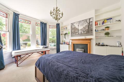 undefined, Elm Grove, Cricklewood, London, NW2