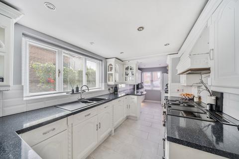 5 bedroom detached house for sale, St. Johns Road, Hedge End, Southampton, Hampshire, SO30
