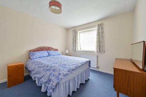 2 bedroom flat for sale, Henfield Road, Wimbledon, London, SW19
