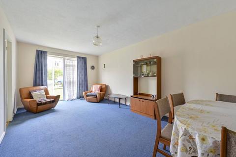 Henfield Road, Wimbledon, London, SW19