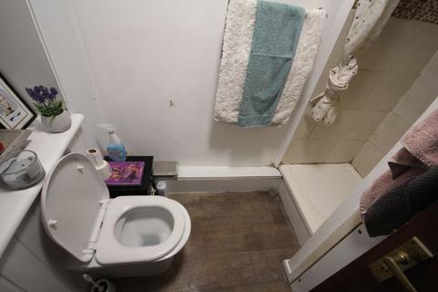 84 Clarkes Drive, Uxbridge, UB8 3UL