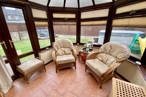 undefined, Meadowbank Crescent, Mirfield
