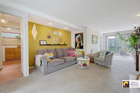 3 bedroom semi-detached house for sale, Wyddial Road, Buntingford