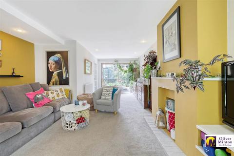 3 bedroom semi-detached house for sale, Wyddial Road, Buntingford
