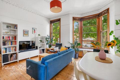 3 bedroom flat for sale, Hanley Road, LONDON