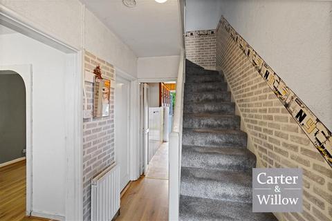 2 bedroom terraced house for sale, Langley Crescent, Essex