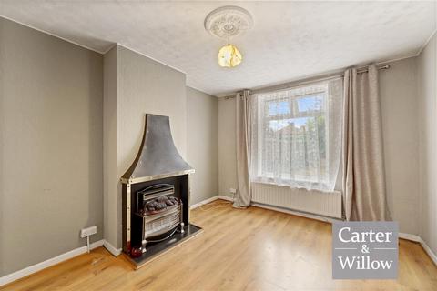 2 bedroom terraced house for sale, Langley Crescent, Essex