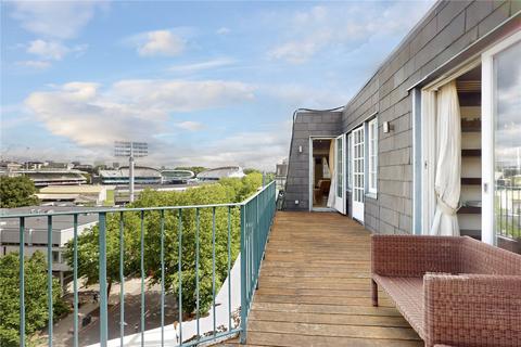 2 bedroom penthouse for sale, St Johns Wood Court, St Johns Wood Road, London, NW8