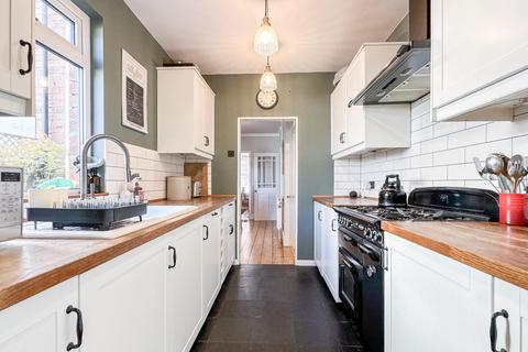 20 Argus Road, Bristol, BS3 3PA