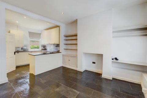 31 Baslow Road, Sheffield, S17 4DL
