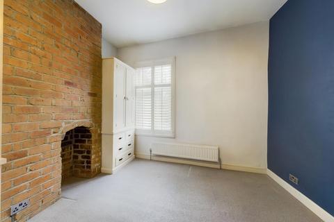 31 Baslow Road, Sheffield, S17 4DL