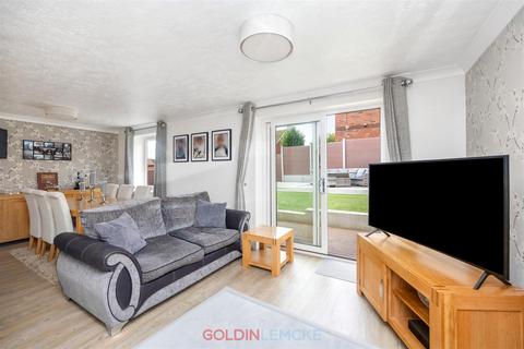 undefined, Elder Close, Portslade
