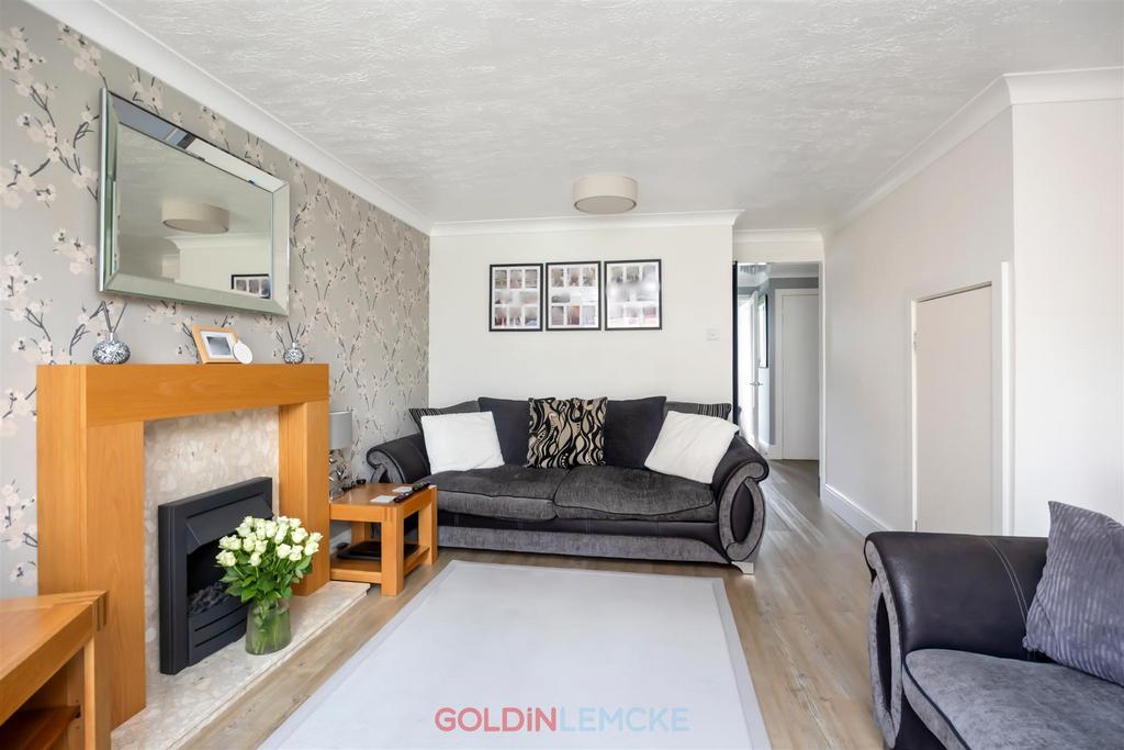 Living/Dining Room