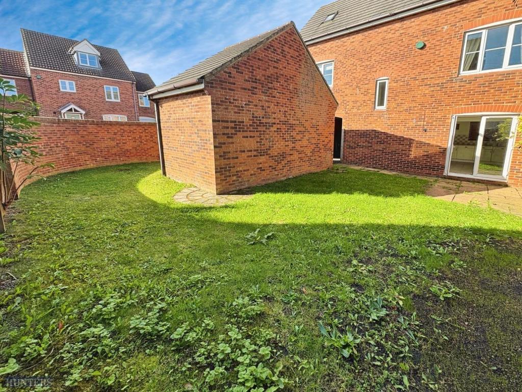 480c9e0b-New 20 Garden 201.jpg