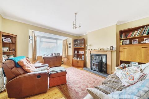 3 bedroom semi-detached house for sale, Latimer Road, Surrey GU7