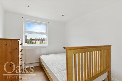 4 bedroom end of terrace house to rent, Grasmere Road, South Norwood