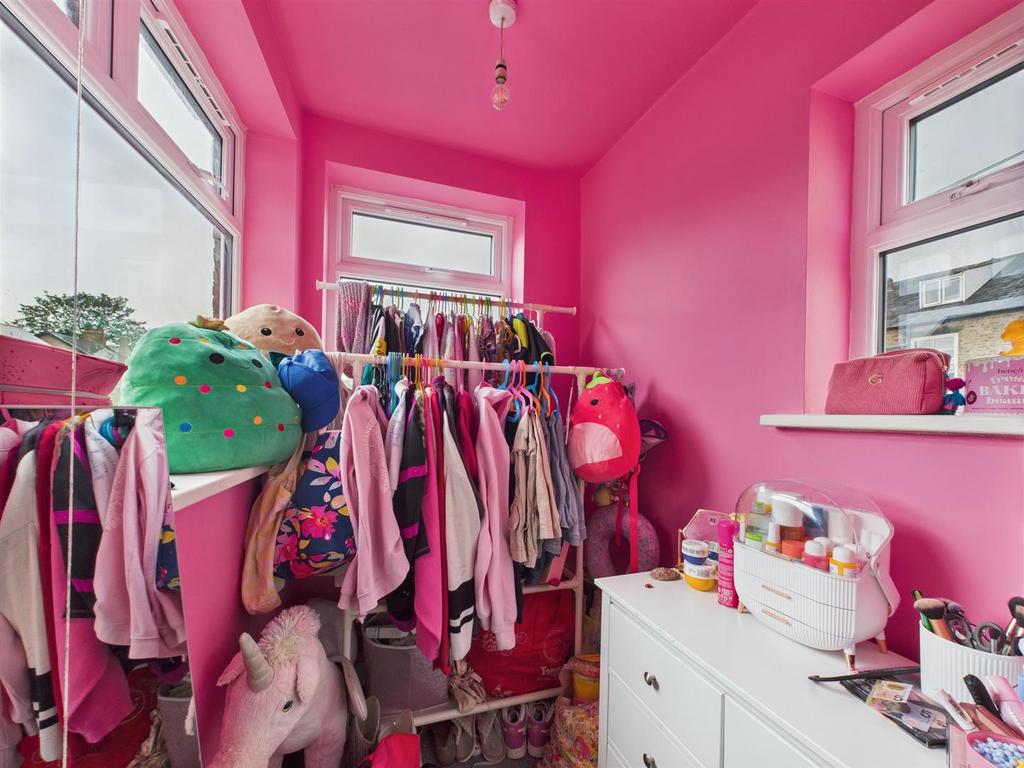 Bed 3 dressing.jpg