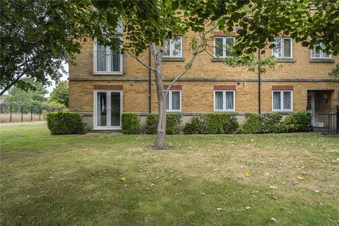 3 bedroom apartment for sale, Wood Lane, Isleworth