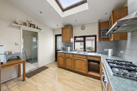 undefined, Wolsey Close, Southall, UB2