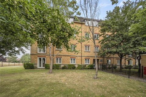 3 bedroom apartment for sale, Wood Lane, Isleworth