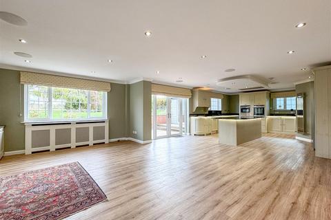 4 bedroom detached house to rent, Little Ditton, Woodditton, Newmarket