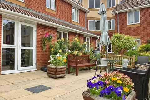 undefined, Victoria Road, Farnborough, Hampshire