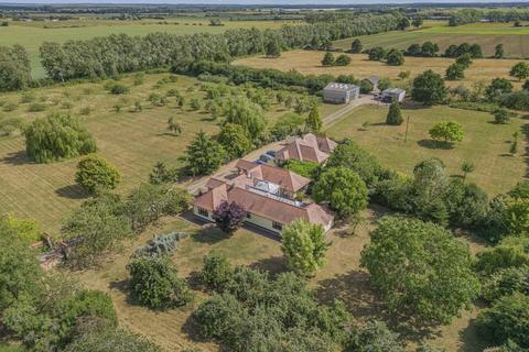 4 bedroom detached bungalow for sale, Stretham Road, Wilburton CB6