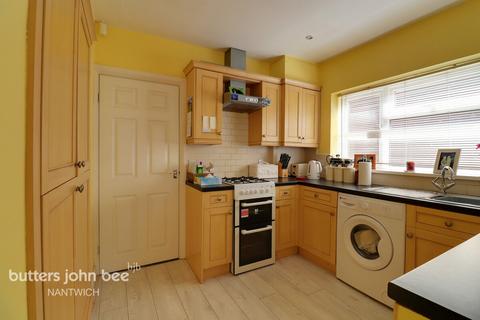 undefined, Mount Close, Nantwich