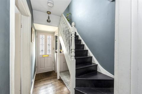 10 Ledbury Road, Reigate, RH2 9HN