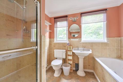 3 bedroom flat for sale, Santos Road, East Putney, London, SW18