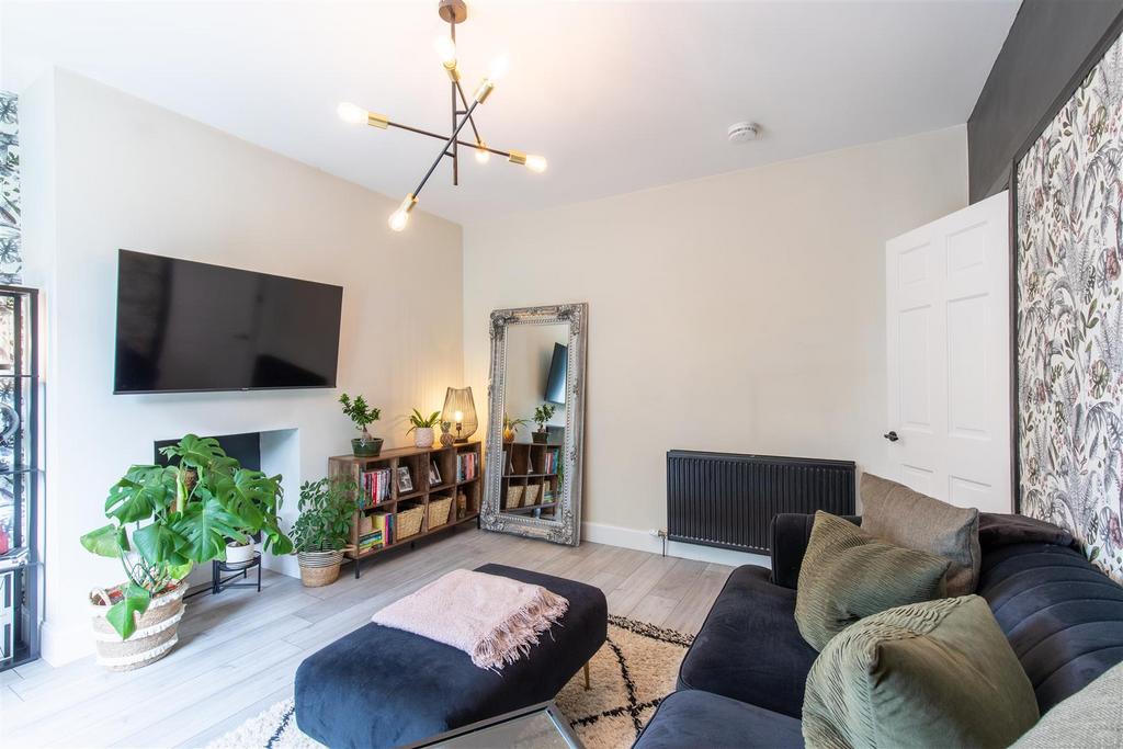 7 B Cromlix Road Perth-27.jpg