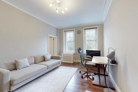 undefined, St Johns Wood Court, St. Johns Wood Road, London, NW8