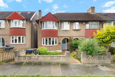 39 Churston Drive, Morden, SM4 4JD