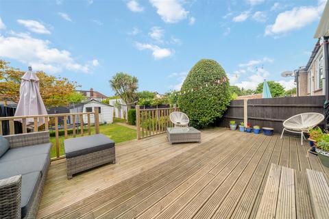 39 Churston Drive, Morden, SM4 4JD
