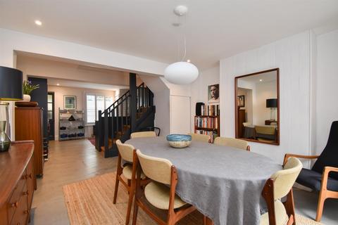 4 bedroom terraced house for sale, Stonefield Road, Hastings
