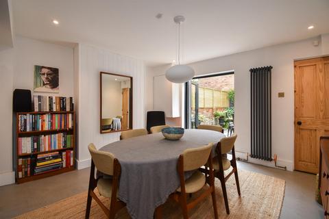 4 bedroom terraced house for sale, Stonefield Road, Hastings