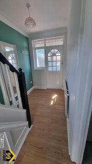 3 bedroom end of terrace house for sale, Waverley Avenue, London, Greater E4