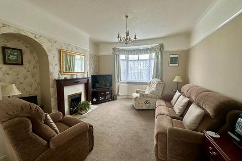 3 bedroom semi-detached house for sale, Earls Drive, Denton Burn, Newcastle upon Tyne, NE15