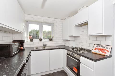 2 bedroom semi-detached house for sale, Flaxpond Road, Ashford TN23