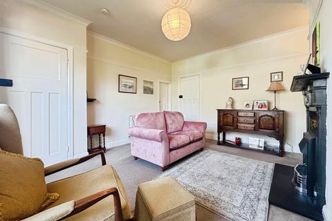 8 Ashton Avenue, Knott End On Sea, Poulton-le-fylde, FY6 0BU