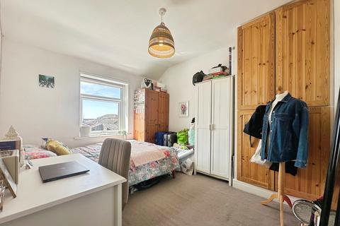 8 Ashton Avenue, Knott End On Sea, Poulton-le-fylde, FY6 0BU