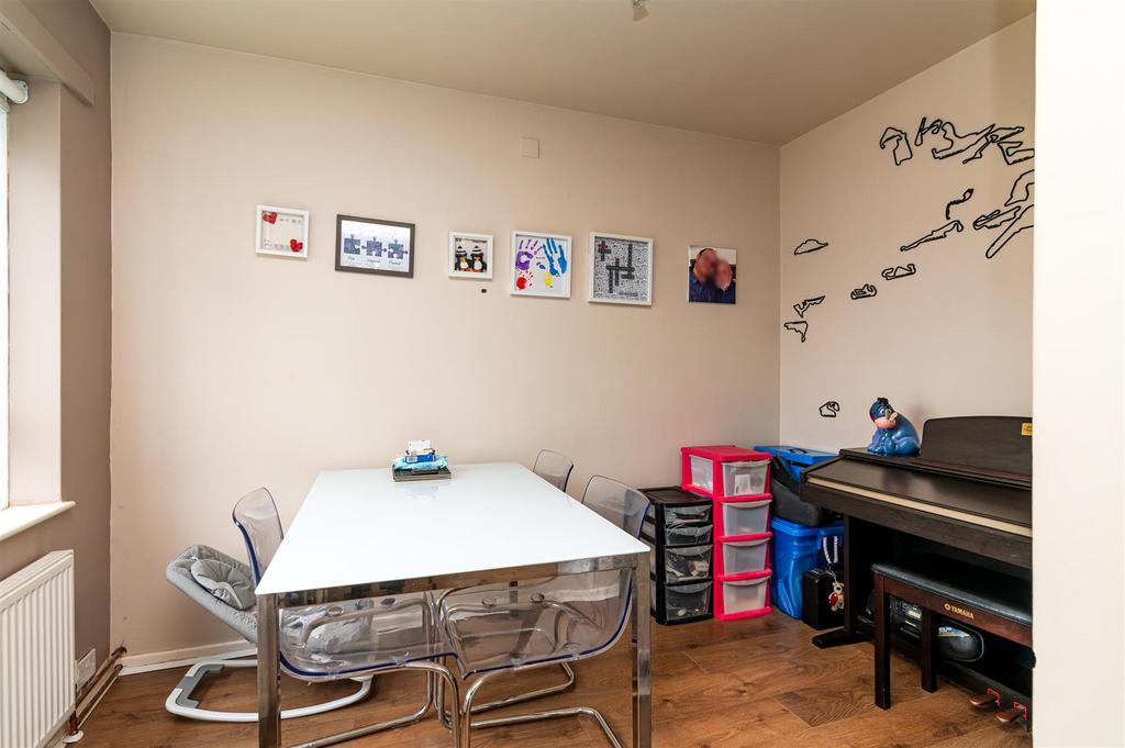 DSC 7039-Edit.jpg