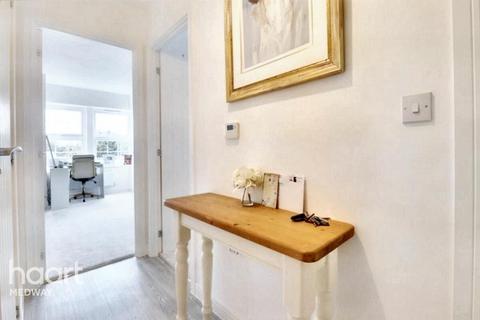 1 bedroom apartment for sale, Worrall Drive, Rochester