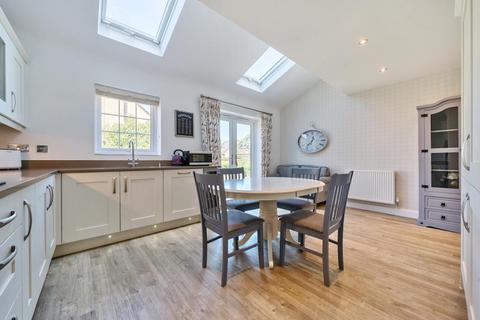 undefined, Witney,  Oxfordshire,  OX28