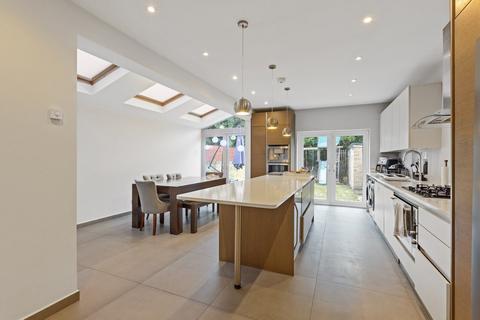 undefined, Sutton Lane South, London W4